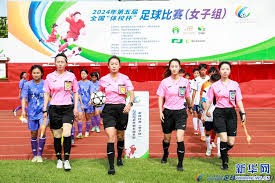 阿森纳夺英超后欧冠决赛失利分析与历史地位探讨